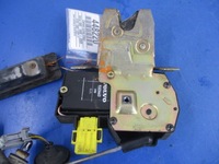 фото thumb №5, Volvo s80 i замок крышки задняя 9170974 микровыключатель