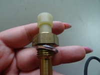 фото thumb №7, Датчик температуры основний  beru 0824121032 iveco