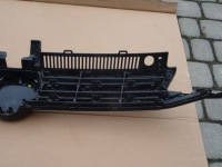 фото thumb №8, Vw touran 5ta решётка радиатора pod радар logo оригинал