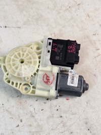 фото thumb №9, Двигунчик підйому скла ліве зад vw passat b7 3c0959795 3c0959703