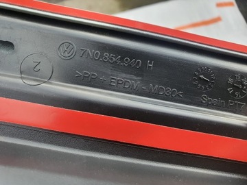 фото thumb №7, Volkswagen оригинальный номер 7n0854940h планка дверь