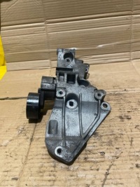 Купити Renault scenic 2 - кронштейн/ кронштейн генератора, фото thumb