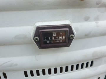 Мини-микроэкскаватор Kobelco SS1 типа JCB, вес 343 кг, 19 900 злотых нетто.