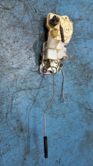 фото thumb №1, Замок двері правий перед honda jazz ii 02r 1.3b