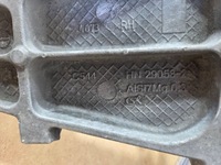 фото thumb №7, Maserati levante поворотний кулак задня права nh29058-2 z685