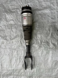 фото thumb №1, Jeep grand cherokee wk2 амортизатор лівий передній