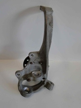 фото thumb №3, Mercedes c класс 205 c/a поворотный кулак левая ступица