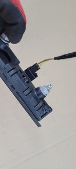 фото thumb №5, Q5 8r sq5 микровыключатель крышки задняя багажника 5n0827566x