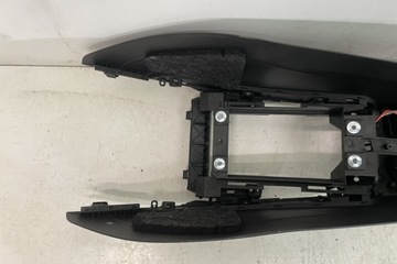 фото thumb №7, Консоль капот audi a4 8k2, b8 8k0864981d 2.0l бензин 155kw 2010