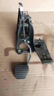 Купить Renault laguna 2 педаль тормоза 8200420699, фото thumb