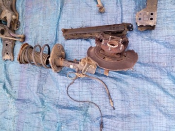 фото thumb №5, Toyota verso 09- 2,0 2,2 поворотна опора амортизатор лівий перед