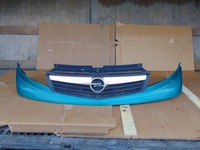 фото thumb №1, Решётка радиатора решётка радиатора белый 93856149 opel vivaro a lift 01-14
