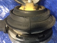 фото thumb №5, Audi s6 a6 4.2 v8 c5 подушка двигуна 4b3199379b