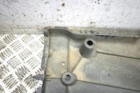 Правая накладка подвеска lexus is 3 _e3_ 5840153070 2.5l 2015 с Разборки, фото thumb