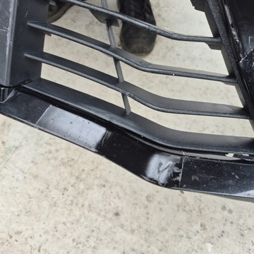 фото thumb №11, Renault megane iv 4 16-20 бампер перед переднее решётка радиатора pdc 622542307r