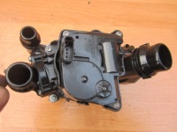 Термостат корпус 8642560 bmw g20 g30 g01 2.0 i бензин Доставка, фото thumb