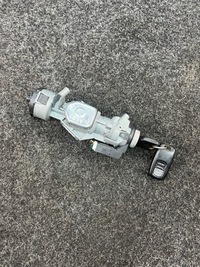 фото thumb №1, Замок зажигания mazda 3 3m51-3f880-aa