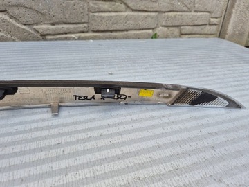 фото thumb №9, Tesla модель x 15- планка хром задней крышки багажника 103536900d