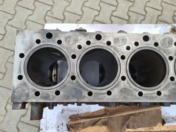 фото thumb №8, Блок двигателя стойка volvo fm fh 13 d13a