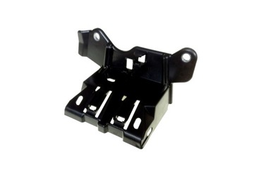 фото thumb №8, Berlingo 19- крепление коробка предохранителей