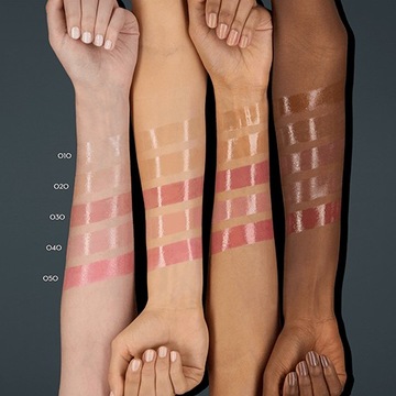 Блеск для губ Catrice BETTER THAN FAKE LIPS 010