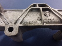 фото thumb №3, A8 s8 d4 4.0 tfsi крепление коллектора правого