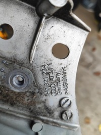 фото thumb №6, Підсилювач перемикач підрульовий кронштейн крила audi a8 d4 ліва праве