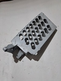 фото thumb №1, Підніжка правий підніжка решітка оригінал volvo fh 4