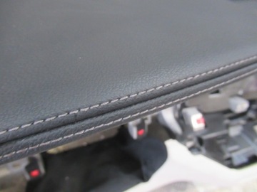 фото thumb №7, Bmw x7 g07 x5 g05 консоль панель шкіра оригінал 4