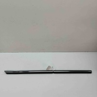 фото thumb №1, Mercedes slk r172 молдинг прокладка стекло молдинг правая a1727200124