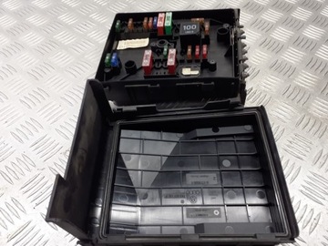 фото thumb №6, Коробка запобіжників vw golf v plus 1.9 tdi 1k0937125a