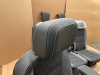 фото thumb №4, Сиденья заднее сиденье vw touran 2015- кожа+ материал 7 человек nowe комплект