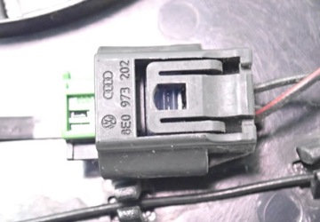 фото thumb №13, Вкладка дзеркало фотохромний правий audi q7 4l 559210