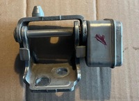 фото thumb №1, Ограничитель петля дверь левый задняя верхний peugeot 207