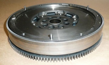 фото thumb №8, Колесо двухмассовый peugeot 407,5008 2.0hdi