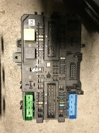 фото thumb №1, Коробка запобіжників opel 94700785 ka