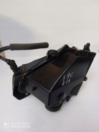 фото thumb №1, Bmw e90 2.0d корпус фильтра воздуха