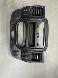 фото thumb №1, Renault traffic iii vivaro talento рамка радио