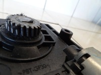 фото thumb №6, Opel grandland x 2019 моторчик люк 1999-1050035b