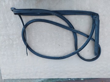 фото thumb №1, Renault kadjar прокладка дверь левый зад левая задние