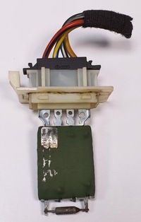 фото thumb №1, Резистор резистор vw golf v