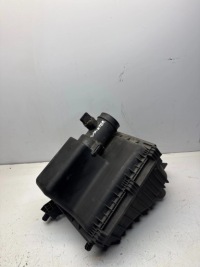 фото thumb №1, Mercedes sprinter w903 корпус фильтра воздуха датчик массового расхода воздуха 0000941048