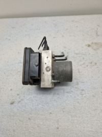 фото thumb №1, Mercedes v class w447 насос abs a4479002302 демонтаж