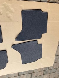 фото thumb №5, Tpyota hilux килимки велюрові org. pz49c-np350-ha