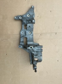 Купити Кронштейн генератора audi volkswagen 04l903143d, фото thumb