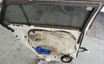 фото thumb №8, Toyota avensis t29 t27 t28 універсал двері зад задні ліві 2018r з скло