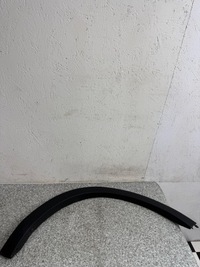 фото thumb №8, Молдинг łuczek крила лівий задня volvo xc40 2017-2024 31448354