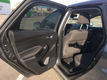 Zasłonki dedykowane Ford Focus MK3 hatchback 2 szt