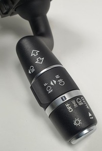 фото thumb №2, Переключатель поворотники discovery sport l550