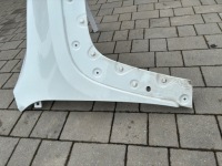 Крыло перед передний правая  jeep renegade кронштейн  хороший белый Оригинал, фото thumb